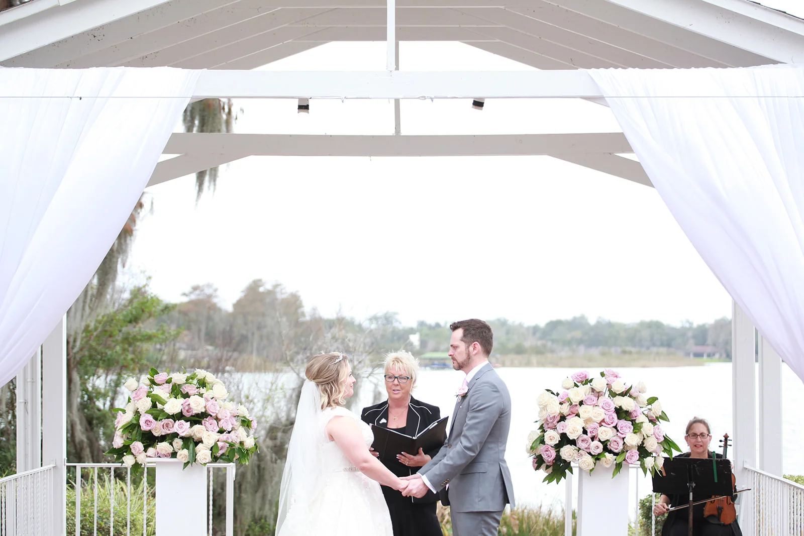 Lakefront wedding ceremony in Groveland, Florida